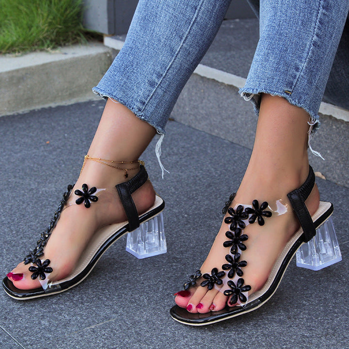Pilar | Sandalias de tacón ancho con flor y pedrería para mujer